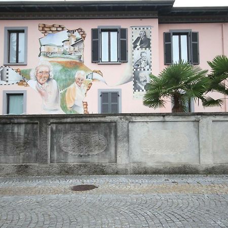 Zizzihome Bed And Breakfast Orta San Giulio Exteriör bild